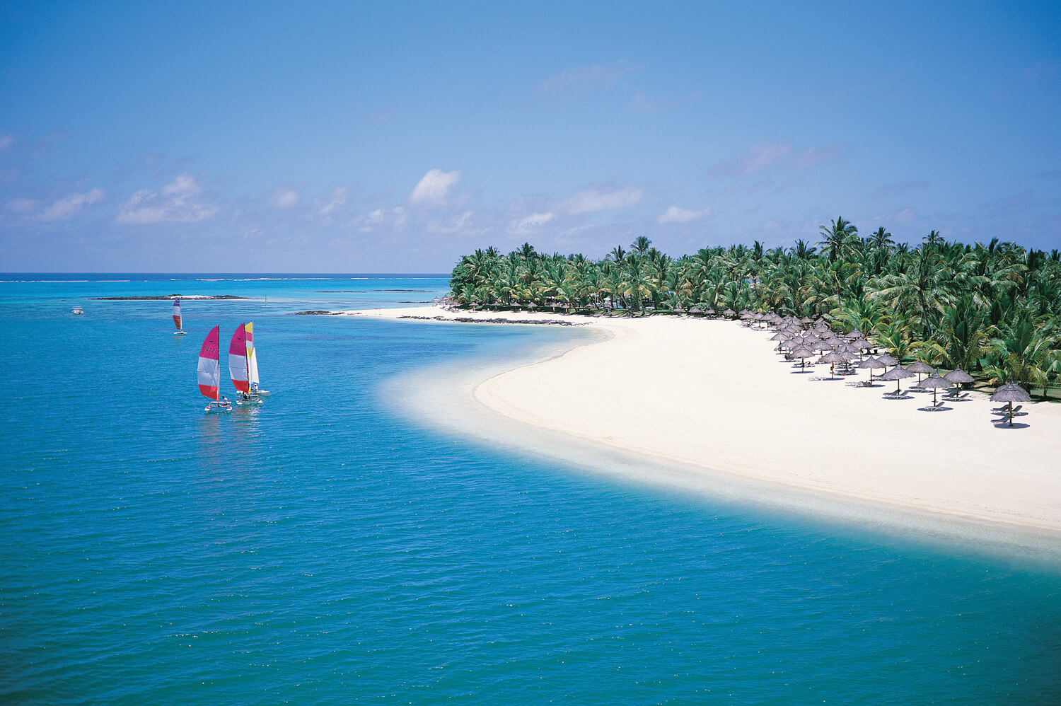 Le Saint Geran Mauritius Resort - Checklist for The Beach Travellers