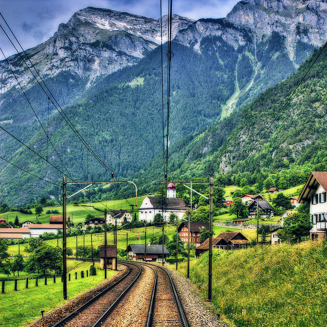 A Panorama of Alpine Beauty Awaits You in Switzerland - Thomas Cook