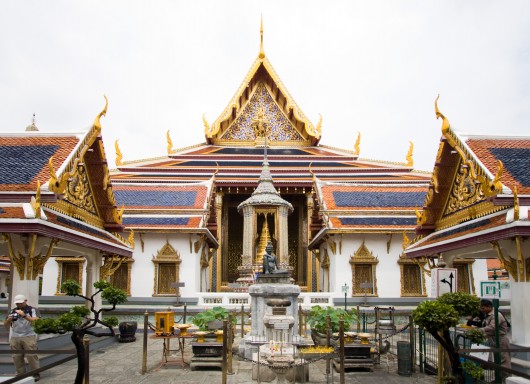 10.Wat.Phra.Kaew.seated.hermit