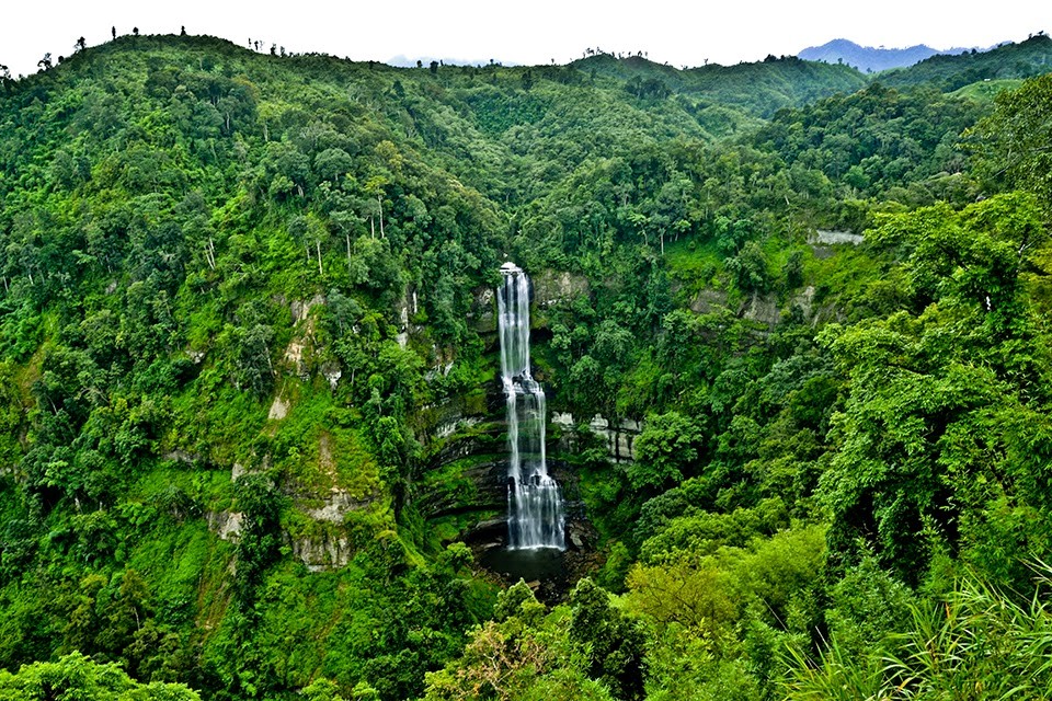 Vantawng Waterfalls