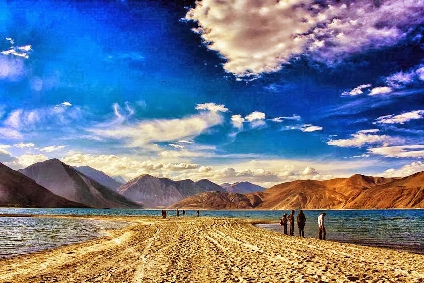 Places to See in Ladakh – The Land of Amazing Discoveries