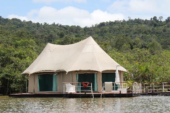 Goa - Floating tents