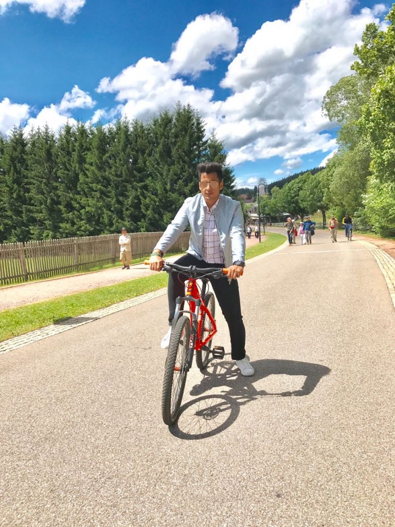 cycling tour in Interlaken