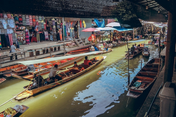  Damnoen Saduak Floating Market - 100 Places To Visit In Thailand