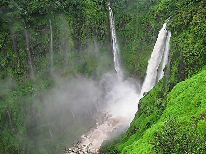 Chinaman’s Falls - Places to Visit in Mahabaleshwar 