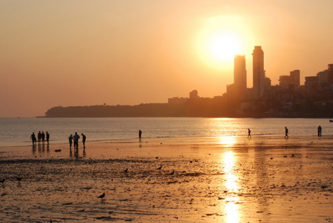 chowpatty - 11 Best Places to visit in Mumbai