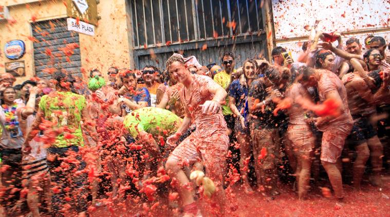 La Tomatina Festival 2019 - 10 Reasons to Indulge in Madness of La Tomatina  Festival