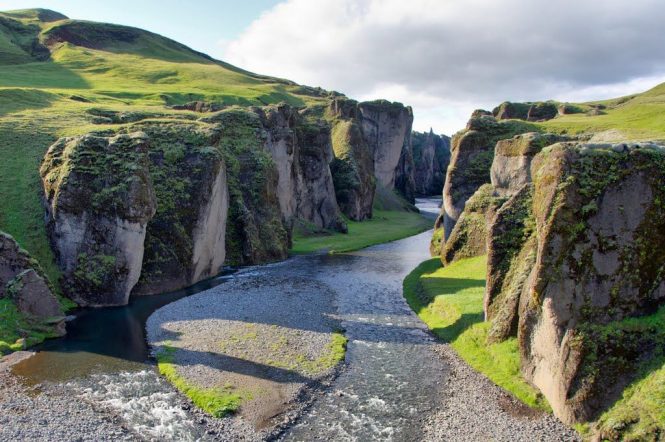 Fjadrargljufur Canyon- things to do in Iceland