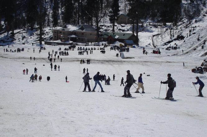 Skiing – Gulmarg, Jammu & Kashmir
