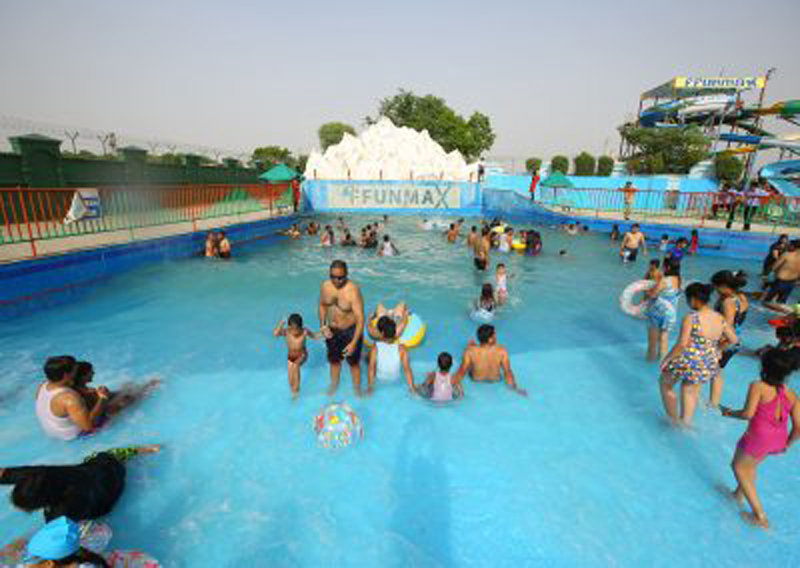 ffunmax - Waterparks in Delhi