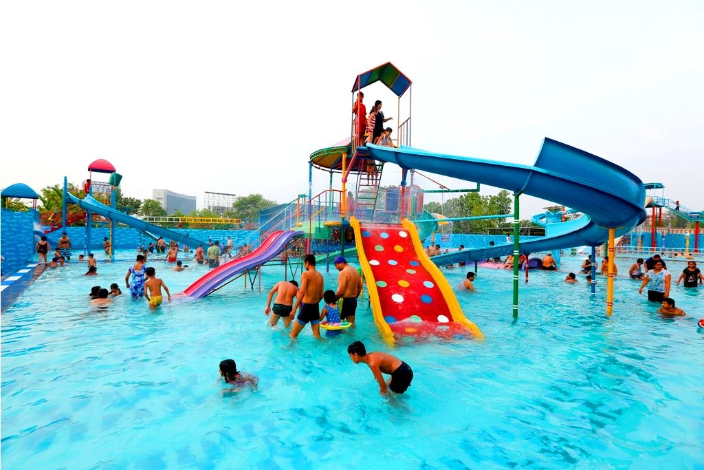 AapnoGhar Amusement & Water Park Resort