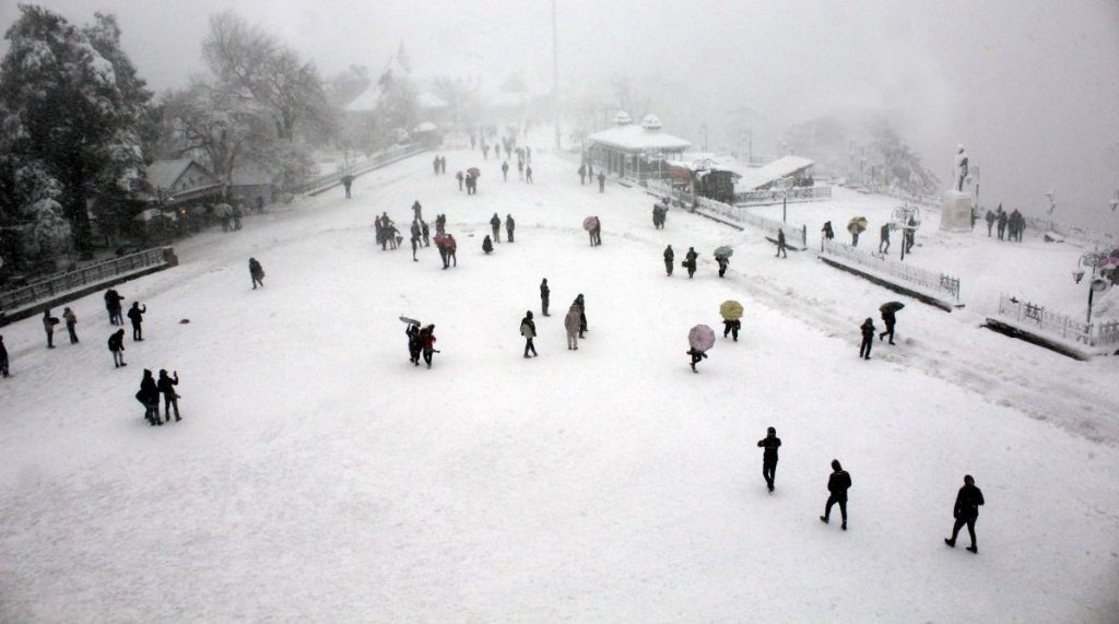 kasauli-skiing-himachal.jpg.jpg