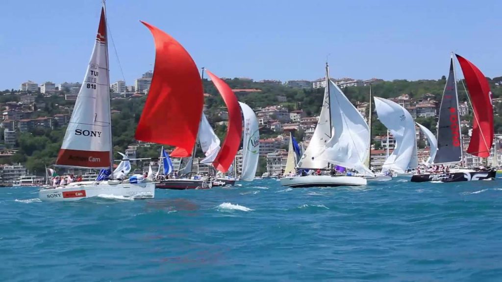 Sailing the Bosphorus