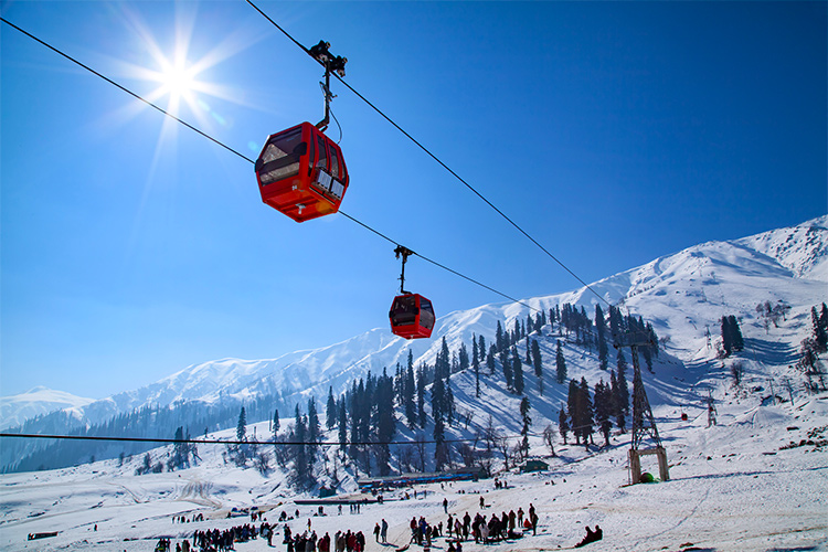 10 Best Snowfall Places in India for the Coming 2023 Winter! – Thomas Cook  India Travel Blog