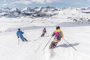 skiing in Narkanda